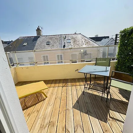 Helios Appartement *